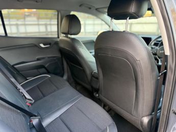 Kia Stonic 1.0 T-GDi MHEV GT-Line DCT Euro 6 (s/s) 5dr