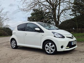 Toyota AYGO 1.0 VVT-i Move Euro 5 5dr