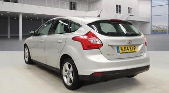 Ford Focus 1.6 TDCi ECOnetic Zetec Navigator Euro 5 (s/s) 5dr