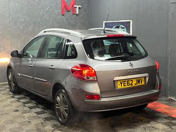 Renault Clio 1.6 VVT Dynamique TomTom Sport Tourer Auto Euro 5 5dr