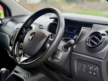 Renault Captur 1.5 dCi Dynamique MediaNav EDC Euro 5 5dr