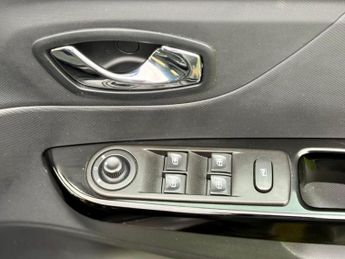Renault Captur 1.5 dCi Dynamique MediaNav EDC Euro 5 5dr