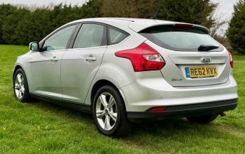 Ford Focus 1.6 Zetec Powershift Euro 5 5dr
