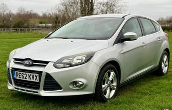 Ford Focus 1.6 Zetec Powershift Euro 5 5dr