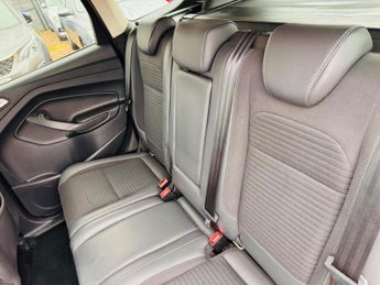 Ford Kuga 2.0 TDCi Titanium Powershift AWD Euro 6 (s/s) 5dr