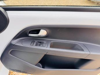 Volkswagen up! 1.0 Move up! ASG Euro 6 (s/s) 5dr