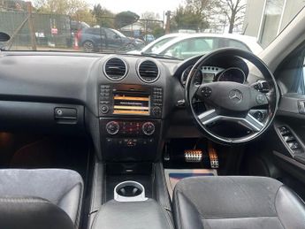 Mercedes-Benz M Class 3.0 ML350 CDI V6 BlueEfficiency Sport Tiptronic 4WD Euro 5 5dr