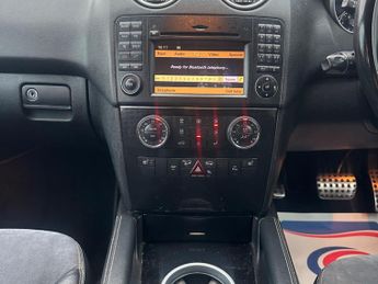 Mercedes-Benz M Class 3.0 ML350 CDI V6 BlueEfficiency Sport Tiptronic 4WD Euro 5 5dr