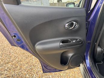 Nissan Juke 1.6 Tekna XTRON Euro 6 5dr