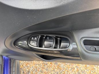 Nissan Juke 1.6 Tekna XTRON Euro 6 5dr