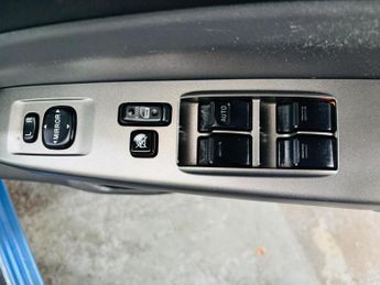 Toyota Prius 1.5 T Spirit CVT 5dr