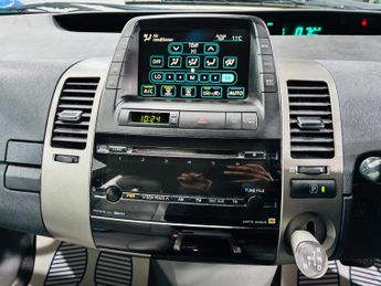 Toyota Prius 1.5 T Spirit CVT 5dr