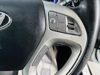 Hyundai ix35 2.0 CRDi Premium Auto 4WD Euro 5 5dr