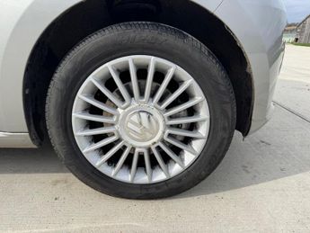 Volkswagen up! 1.0 High up! ASG Euro 6 5dr