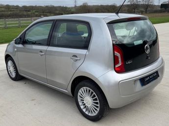 Volkswagen up! 1.0 High up! ASG Euro 6 5dr