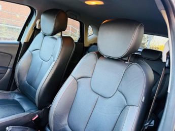 Renault Captur 1.5 dCi ENERGY Signature Nav Auto Euro 6 (s/s) 5dr