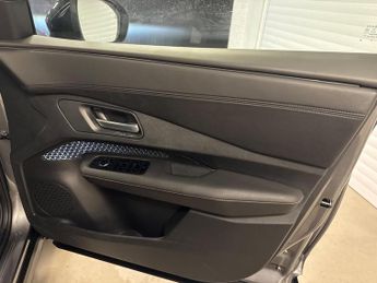 Nissan ARIYA 87kWh Engage Auto 5dr 22kW Charger