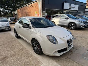 Alfa Romeo MiTo 1.4 TB MultiAir QV Line TCT Euro 6 (s/s) 3dr