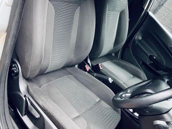 Ford Fiesta 1.0T EcoBoost Zetec Powershift Euro 6 5dr