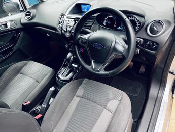 Ford Fiesta 1.0T EcoBoost Zetec Powershift Euro 6 5dr