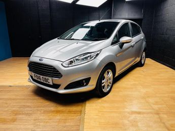 Ford Fiesta 1.0T EcoBoost Zetec Powershift Euro 6 5dr