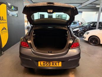 Vauxhall Astra 1.8i 16v Design Sport Hatch 3dr