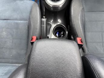 Nissan Juke 1.5 dCi N-Connecta Euro 6 (s/s) 5dr