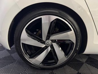 Volkswagen Golf 1.6 TDI BlueMotion Tech Match Edition DSG Euro 6 (s/s) 5dr