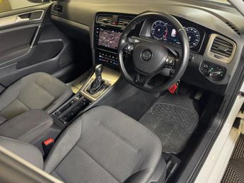 Volkswagen Golf 1.6 TDI BlueMotion Tech Match Edition DSG Euro 6 (s/s) 5dr
