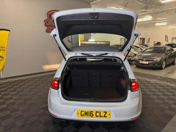 Volkswagen Golf 1.6 TDI BlueMotion Tech Match Edition DSG Euro 6 (s/s) 5dr