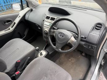 Toyota Yaris 1.33 Dual VVT-i TR MultiMode Euro 4 (s/s) 5dr