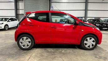 Toyota AYGO 1.0 VVT-i x-play Euro 6 5dr