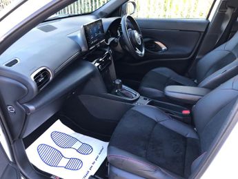 Toyota Yaris Cross 1.5 VVT-h GR SPORT E-CVT Euro 6 (s/s) 5dr