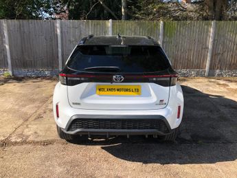Toyota Yaris Cross 1.5 VVT-h GR SPORT E-CVT Euro 6 (s/s) 5dr