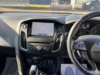 Ford Focus 1.6 Titanium Powershift Euro 6 5dr