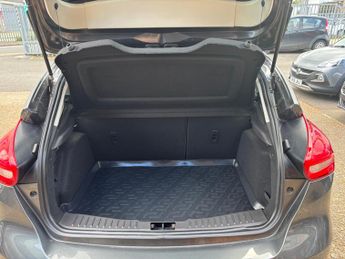 Ford Focus 1.6 Titanium Powershift Euro 6 5dr