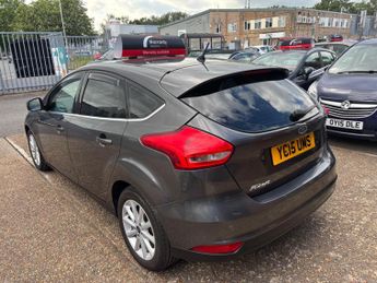 Ford Focus 1.6 Titanium Powershift Euro 6 5dr