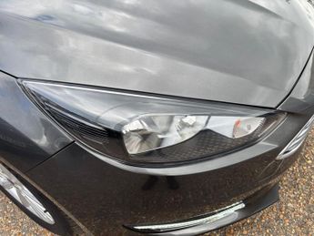 Ford Focus 1.6 Titanium Powershift Euro 6 5dr
