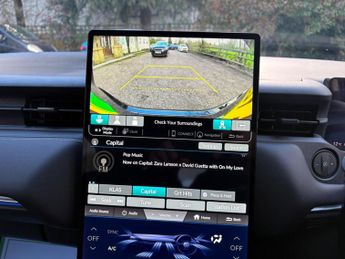 Honda e:Ny1 68.8kWh Elegance Auto 5dr