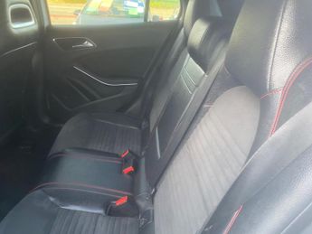 Mercedes-Benz GLA 2.1 GLA200 CDI AMG Line 7G-DCT Euro 6 (s/s) 5dr
