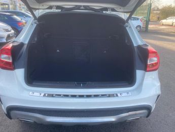 Mercedes-Benz GLA 2.1 GLA200 CDI AMG Line 7G-DCT Euro 6 (s/s) 5dr