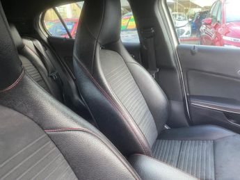 Mercedes-Benz GLA 2.1 GLA200 CDI AMG Line 7G-DCT Euro 6 (s/s) 5dr