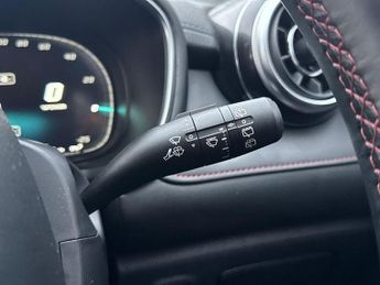 MG MG HS 1.5 T-GDI 16.6kWh SE Auto Euro 6 (s/s) 5dr