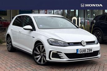 Volkswagen Golf 1.4 TSI GTE Advance 5dr DSG