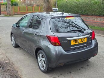 Toyota Yaris 1.5 VVT-h Icon E-CVT Euro 6 5dr