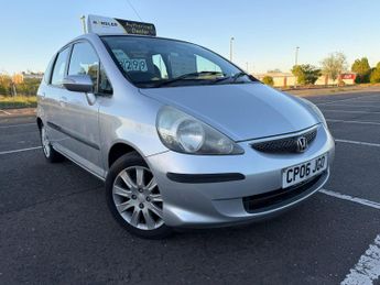 Honda Jazz 1.4 i-DSI SE Hatchback 5dr Petrol CVT-7 (139 g/km, 82 bhp)