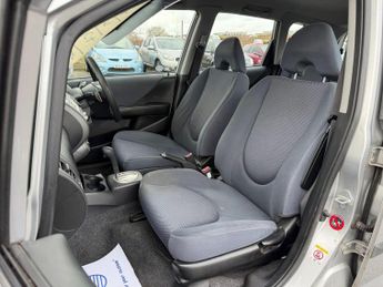 Honda Jazz 1.4 i-DSI SE Hatchback 5dr Petrol CVT-7 (139 g/km, 82 bhp)