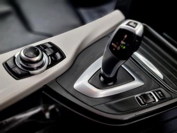 BMW 3 Series 2.0 320d ED EfficientDynamics Business Touring Auto Euro 5 (s/s)