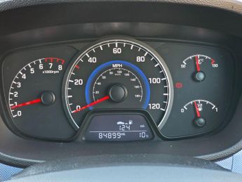 Hyundai i10 1.2 Premium Hatchback 5dr Petrol Manual Euro 5 (87 ps)