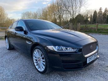Jaguar XE 2.0d Portfolio Auto AWD Euro 6 (s/s) 4dr